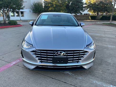 Used 2023 Hyundai Sonata SEL image 2