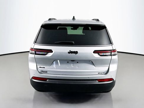 New 2026 Jeep Grand Cherokee L 4WD image 6