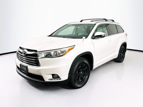 Used 2016 Toyota Highlander Limited image 3