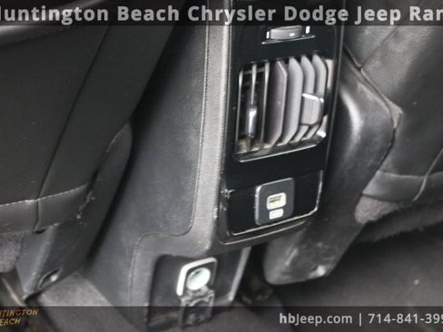 Used 2023 Jeep Compass Limited image 36