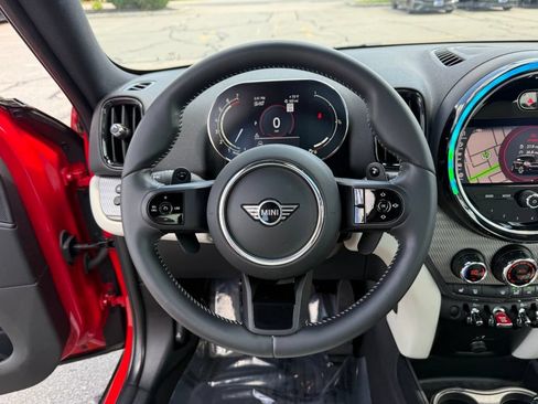 Used 2023 MINI Cooper Countryman S w/ Signature Upholstery Package FWD image 12