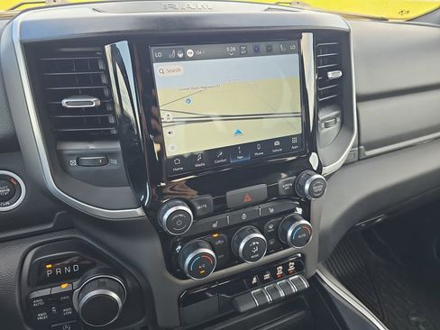 Used 2022 RAM 1500 Big Horn w/ Night Edition AWD/4WD image 23
