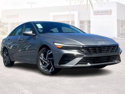 Used 2025 Hyundai Elantra Limited