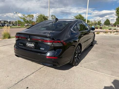 Used 2023 Honda Accord Touring image 10