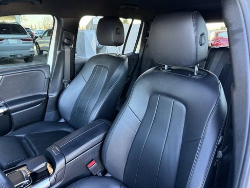 Used 2021 Mercedes-Benz GLB 250 GLB 250 image 12