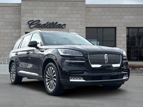 Used 2020 Lincoln Aviator Reserve w/ Equipment Group 201A image 1