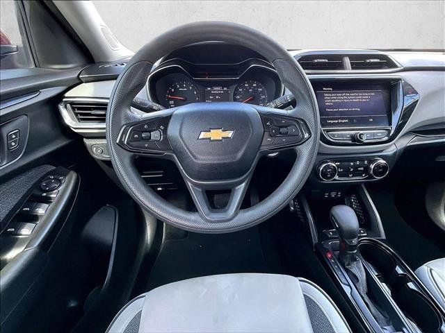 Used 2021 Chevrolet TrailBlazer LT w/ Convenience Package FWD image 7