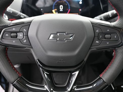 New 2026 Chevrolet Trax RS w/ Sunroof Package image 29