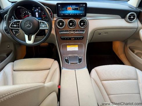 Used 2022 Mercedes-Benz GLC 300 image 11