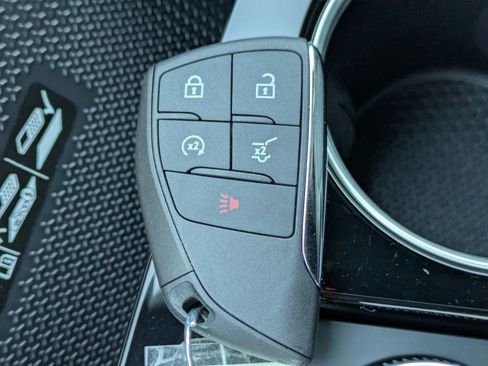 New 2026 Chevrolet Equinox LT w/ Convenience Package II image 32