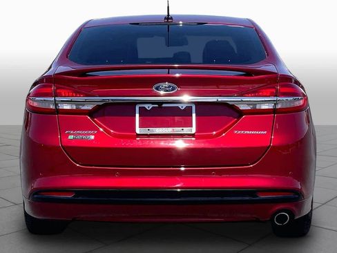Used 2017 Ford Fusion Energi Titanium FWD image 5