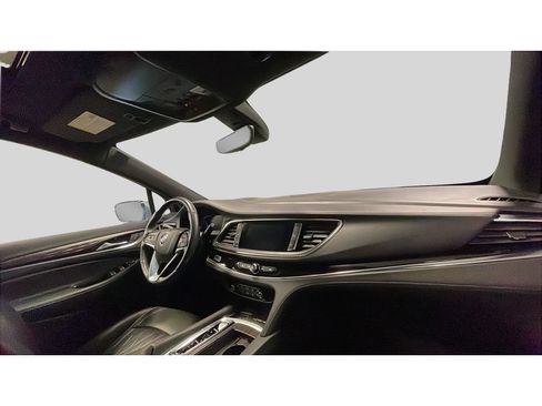 Used 2023 Buick Enclave Avenir w/ Avenir Technology Package AWD/4WD image 21