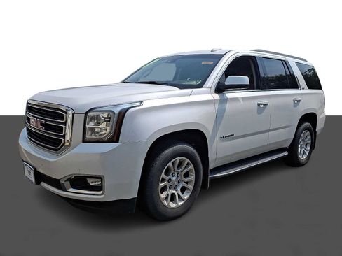 Used 2019 GMC Yukon SLT w/ Open Road Package AWD/4WD image 3