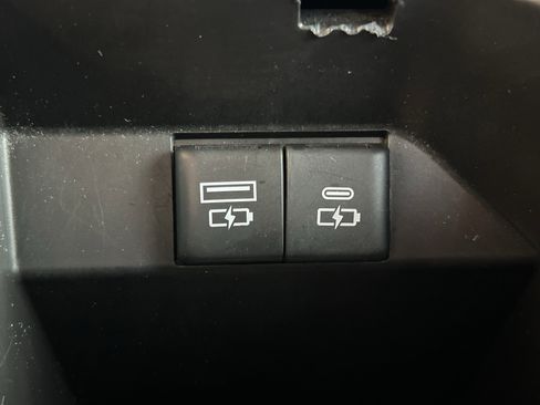 Certified 2024 Toyota Camry SE image 31