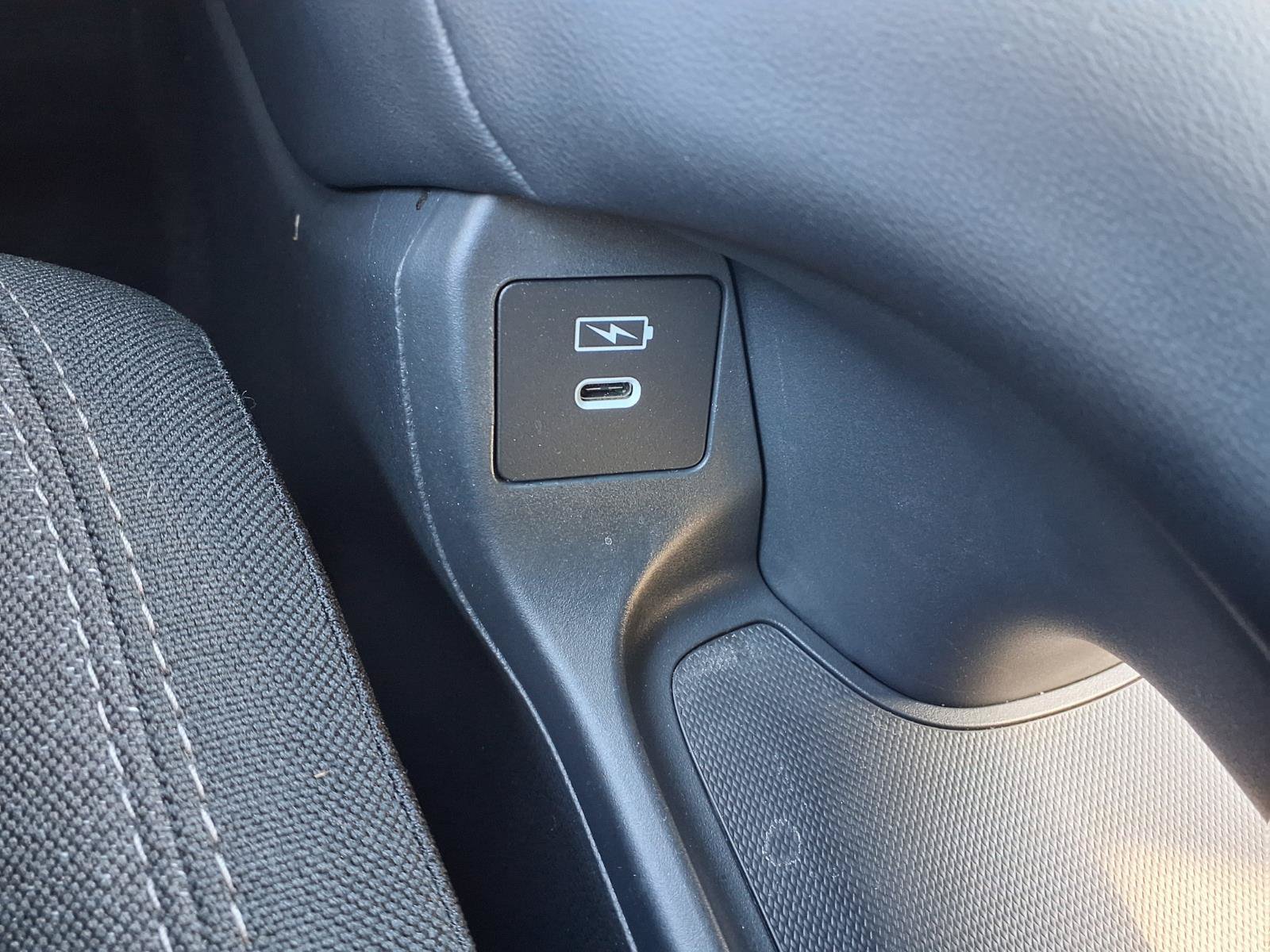Certified 2027 Honda HR-V LX image 9