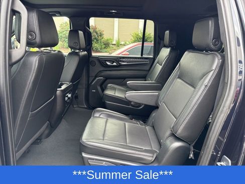 Used 2023 GMC Yukon XL Denali image 37