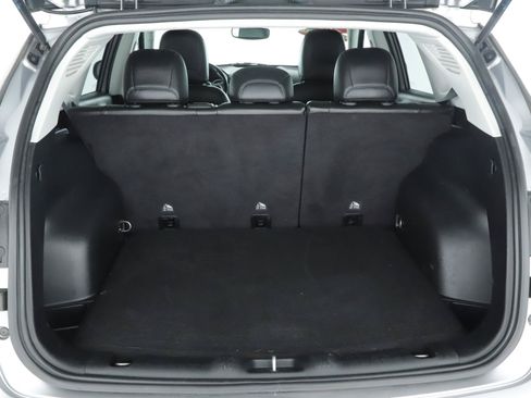 Certified 2019 Jeep Compass Latitude w/ Popular Equipment Group AWD/4WD image 16