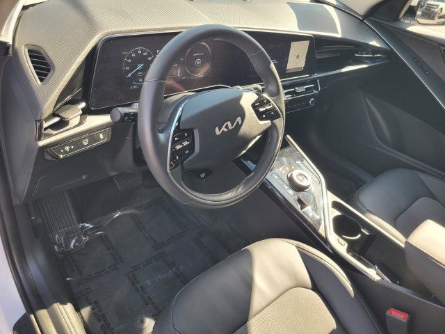 Used 2024 Kia Niro Wind w/ Wind Preserve Package FWD image 9
