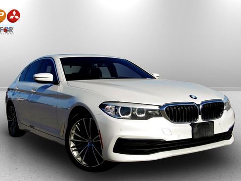 Used 2020 BMW 530i 530i w/ Premium Package image 4
