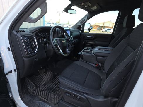 Used 2023 Chevrolet Silverado 2500 LT w/ Convenience Package AWD/4WD image 9