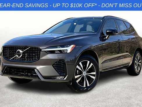 Used 2025 Volvo XC60 B5 Core w/ Protection Package Premier image 14