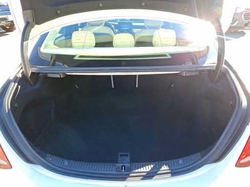 Used 2015 Mercedes-Benz C 300 4MATIC Sedan image 27