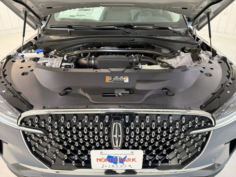 New 2026 Lincoln Aviator 2WD image 31
