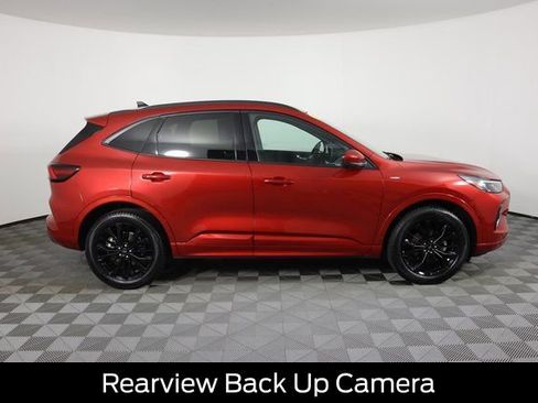 Certified 2023 Ford Escape ST-Line Elite AWD/4WD image 3