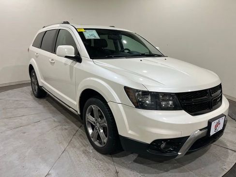 Used 2017 Dodge Journey Crossroad w/ Popular Equipment Group image 2