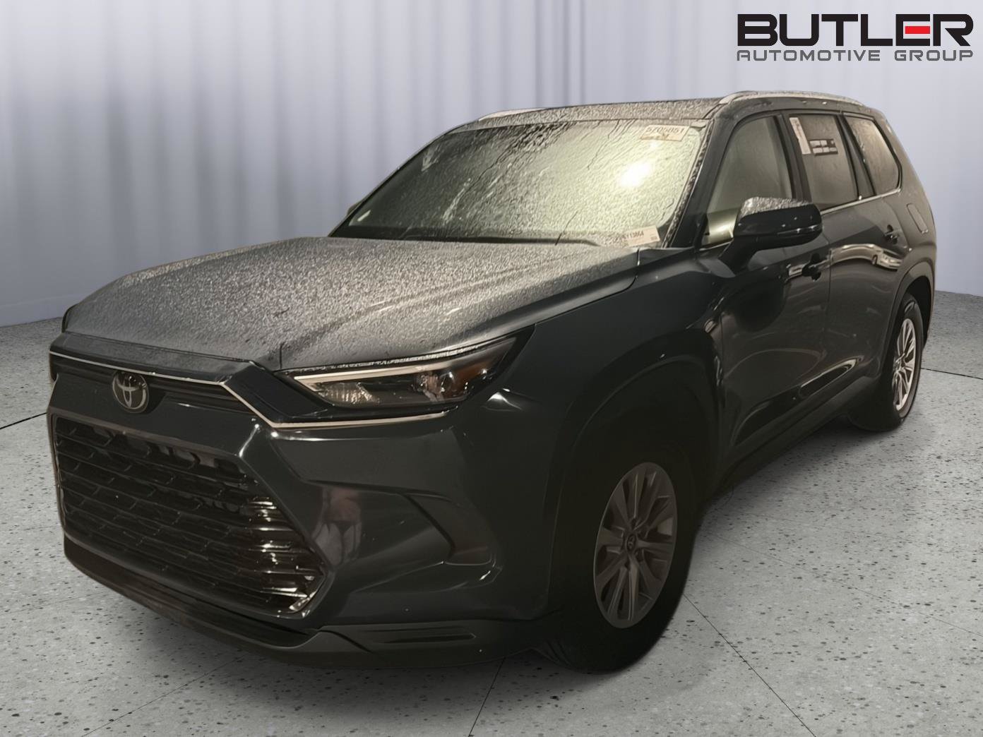Used 2025 Toyota Grand Highlander AWD image 2