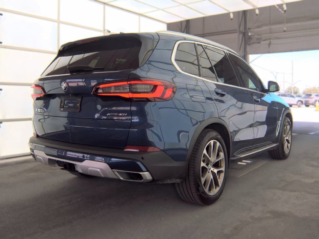 Used 2022 BMW X5 xDrive40i AWD/4WD image 4