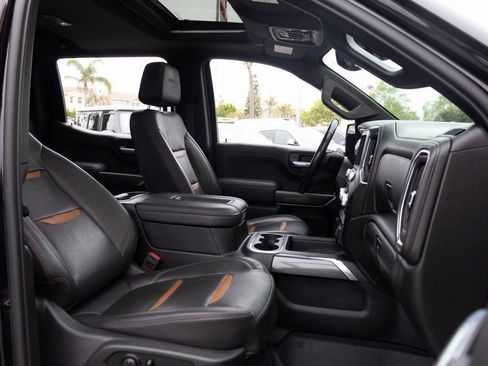 Used 2019 GMC Sierra 1500 AT4 w/ AT4 Premium Package AWD/4WD image 23