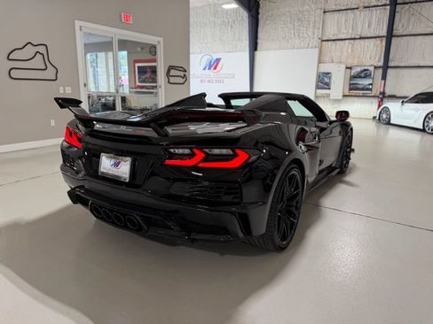 Used 2025 Chevrolet Corvette Z06 w/ Z07 Performance Package RWD image 66