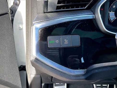 Used 2024 Audi Q3 2.0T Premium Plus w/ Premium Plus Package image 26