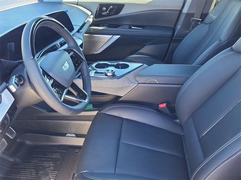 New 2026 Cadillac Optiq Sport 2 image 8