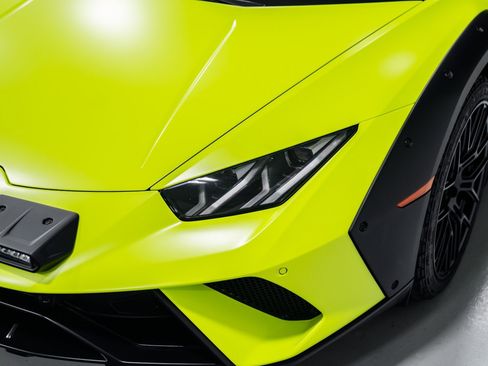 Used 2024 Lamborghini Huracan Sterrato AWD/4WD image 30
