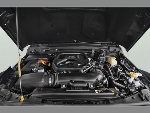 Used 2025 Jeep Wrangler Unlimited Sport AWD/4WD image 39