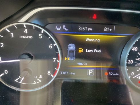 Used 2024 Nissan Murano SV image 20