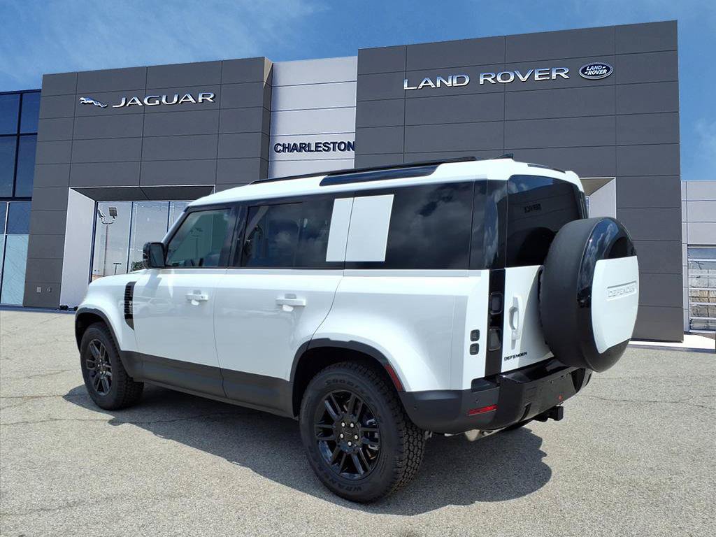 New 2026 Land Rover Defender 110 S AWD/4WD image 3