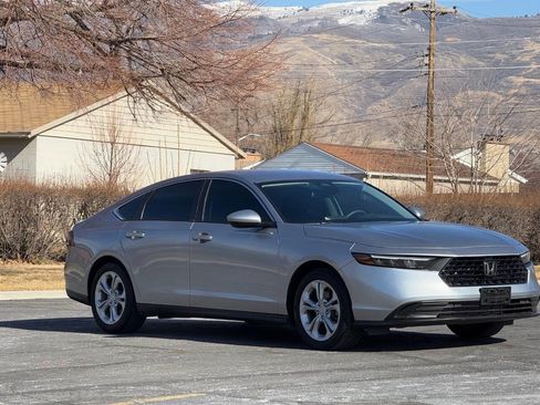 Used 2023 Honda Accord LX image 3