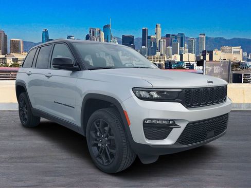 New 2025 Jeep Grand Cherokee Limited image 3