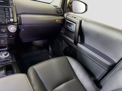 Used 2023 Toyota 4Runner 40th Anniversary SE image 25