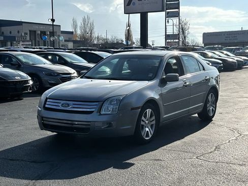 Used 2009 Ford Fusion SEL image 9
