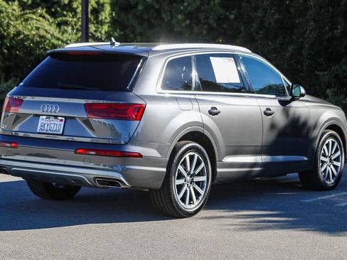 Used 2019 Audi Q7 2.0T Premium w/ Convenience Package image 4