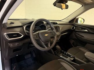 Used 2023 Chevrolet TrailBlazer LS FWD video 2