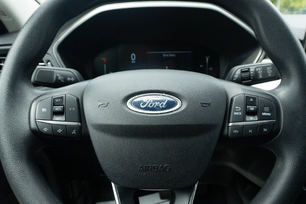Used 2025 Ford Escape Active AWD/4WD image 23
