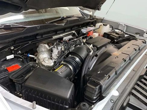 Used 2025 Chevrolet Silverado 2500 LT AWD/4WD image 79