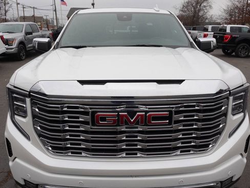 Used 2022 GMC Sierra 1500 Denali image 6