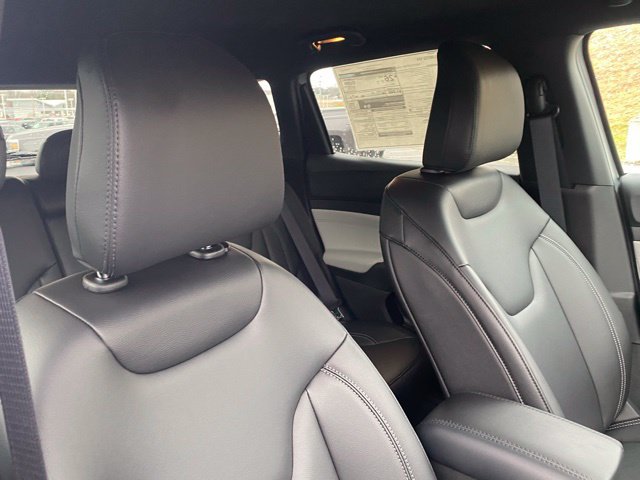 New 2026 Jeep Compass Limited AWD/4WD image 29