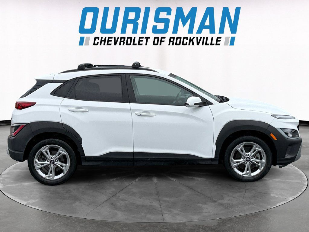 Used 2023 Hyundai Kona SEL AWD/4WD image 7